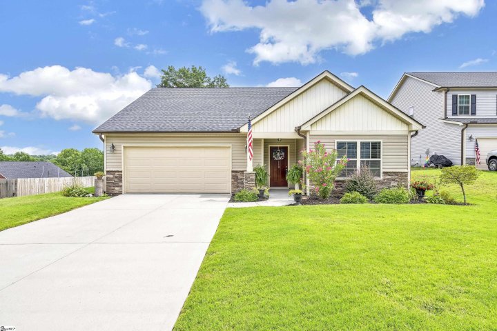 118 Palmetto Valley Drive sold home in Palmetto Valley, Greer, SC