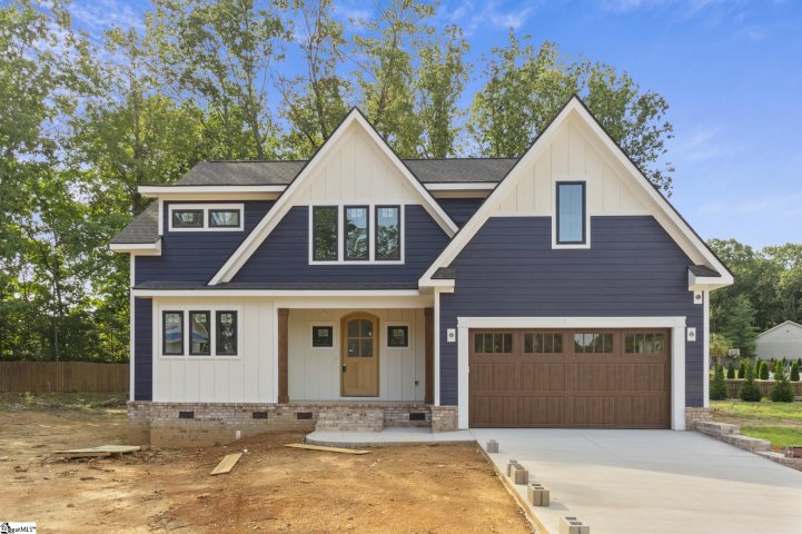 8 Angelo Court sold home in Forrester View, Greenville, SC