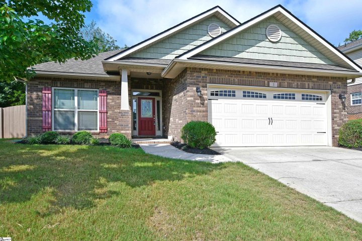 1 Eagle Creek Drive sold home in Savannah Pointe, Simpsonville, SC