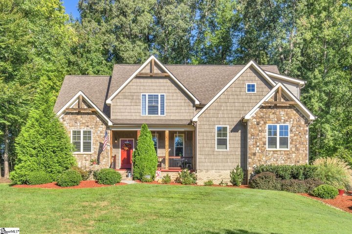 172 Upper Lake Drive sold home in Montague Lakes, Easley, SC