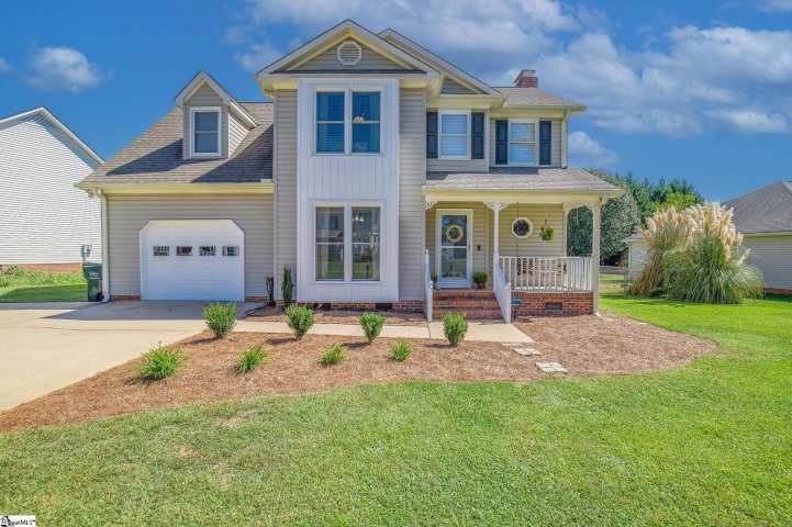 8 Fairview Place sold home in Fairview Place, Greer, SC