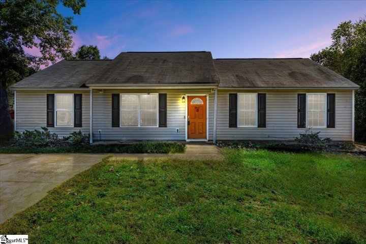 301 Pine Valley Road sold home in Pine Shadows, Piedmont, SC