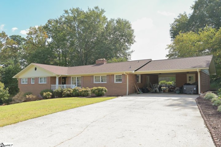2 Northway Drive sold home in Orchard Acres, Taylors, SC