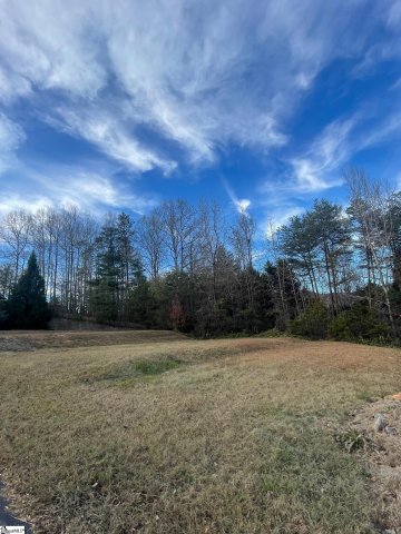 130 Stillcountry Circle sold home in Country Place, Travelers Rest, SC