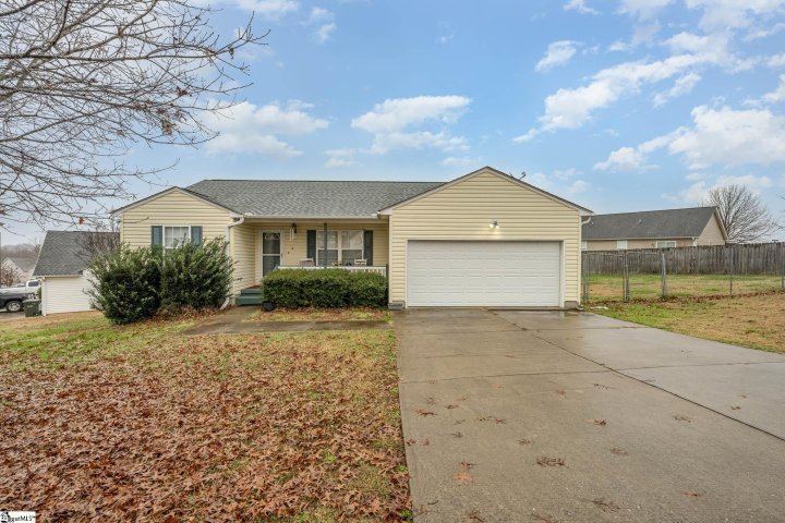 116 Flint Lane sold home in Canyon Ridge, Greer, SC