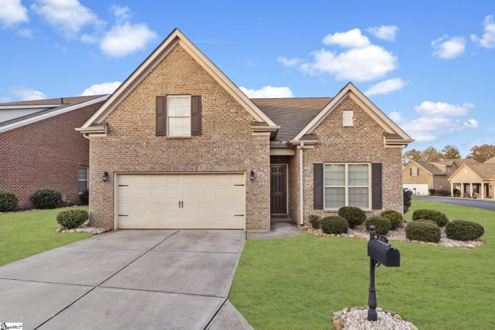 128 Golden Eagle Lane sold home in Arbors At Cobbs Glen, Anderson, SC