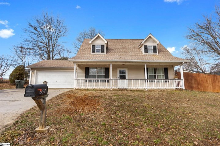 607 Forest Creek Circle sold home in Forest Creek, Greer, SC