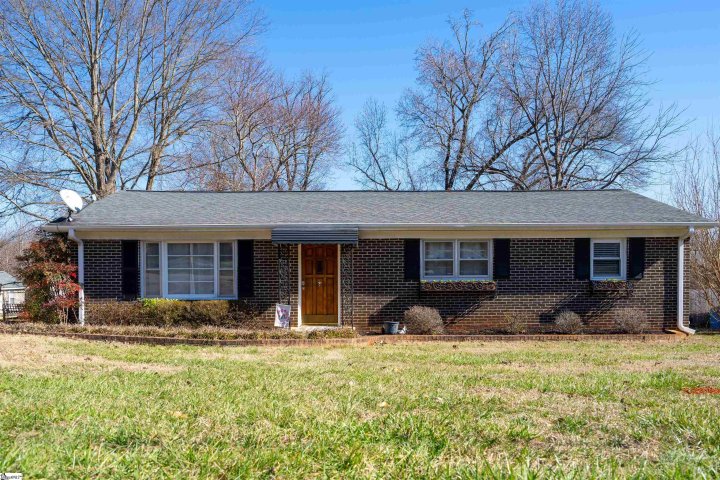 106 Montis Drive sold home in Casa Loma, Greenville, SC