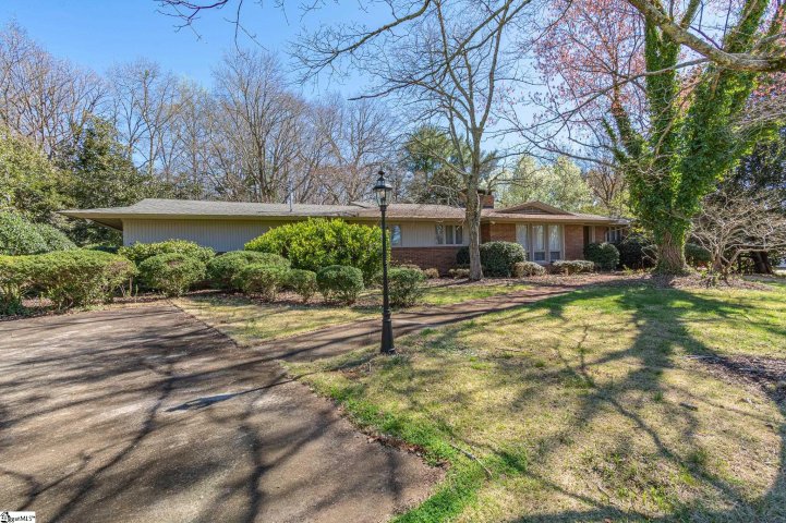104 Dundee Lane sold home in Stratford Forest, Greenville, SC