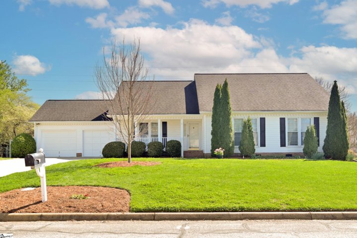203 Videl Way sold home in Sharon Place, Simpsonville, SC