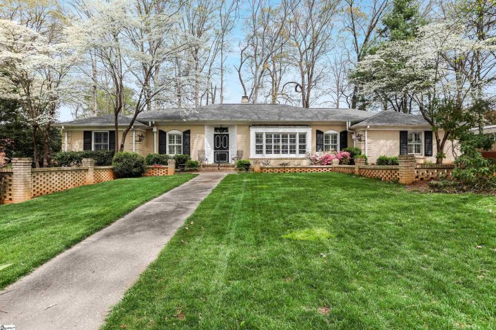 113 Stone Lake Drive sold home in Stone Lake, Greenville, SC
