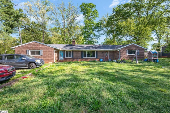 120 Loretta Drive sold home in Shoreswood, Spartanburg, SC
