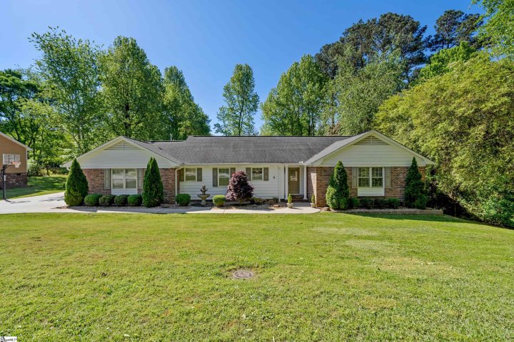 4 Rose Wood Drive sold home in Pine Brook Forest, Greenville, SC