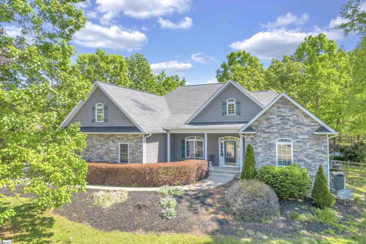 527 Serria Way sold home in Magnolia Ridge, Seneca, SC