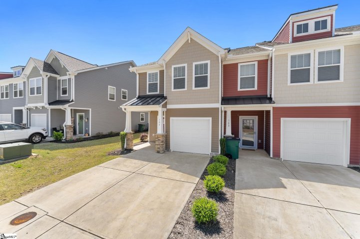 104 Addington Lane sold home in Lakeview Grove, Simpsonville, SC