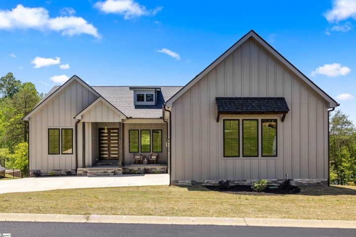 111 Sanctuary Lane sold home in Sanctuary Of Greenville, Taylors, SC