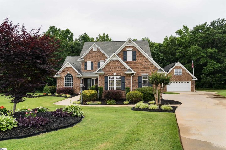 297 Heather Glen Drive sold home in Carlisle Place, Boiling Springs, SC
