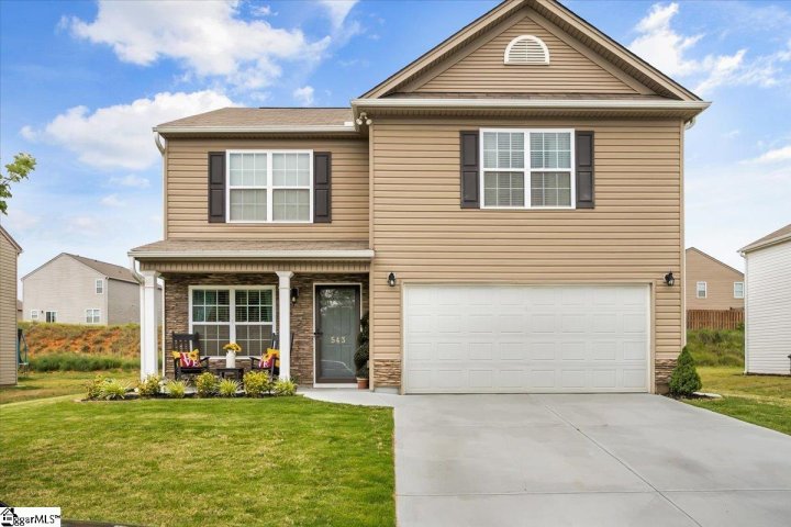 543 Falls Cottage Run sold home in Clairmont Estates, Boiling Springs, SC