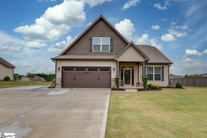 303 Ellsberry Way sold home in Timber Glen, Greer, SC