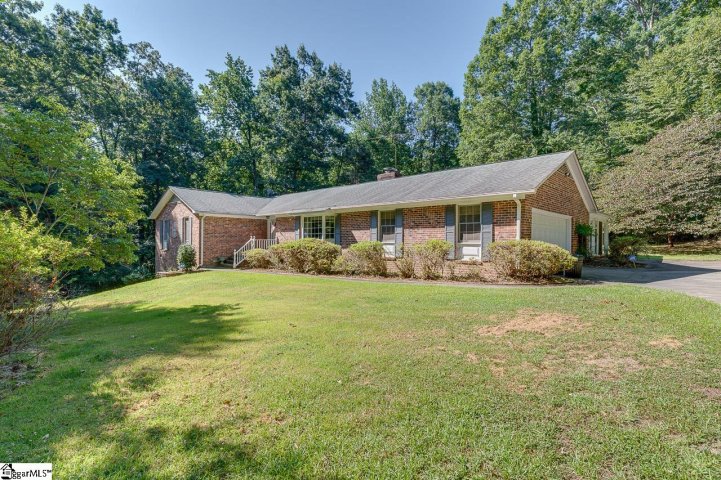 100 Lafayette Avenue sold home in Shellstone, Fountain Inn, SC