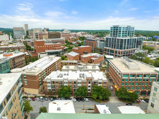 155 Riverplace Street Unit 201 sold home in 155 Riverplace, Greenville, SC