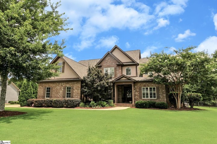 301 Galeton Court sold home in Ledgestone, Greer, SC