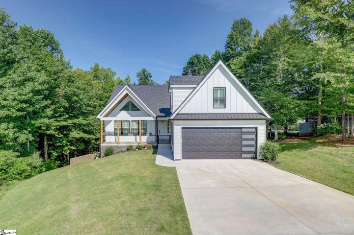 225 Saddle Creek Court sold home in Saddle Creek, Greer, SC