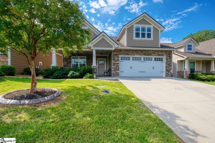 209 Henrydale Drive sold home in Benton Park, Easley, SC