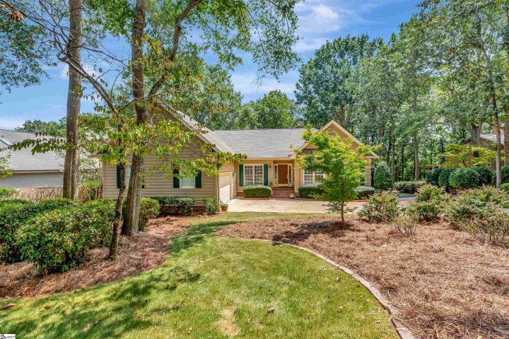 124 Paradise Circle sold home in Paradise Point, Townville, SC