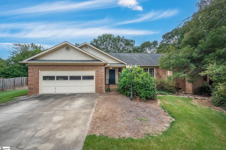 208 Yellow Poplar Court sold home in Poplar Ridge, Simpsonville, SC