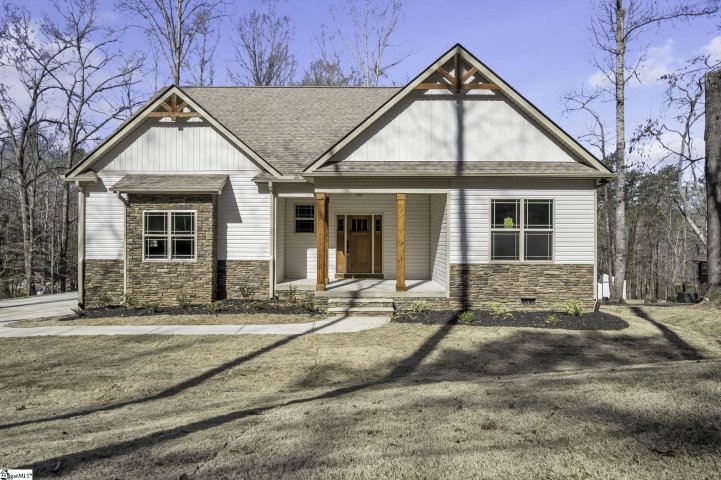 117 Circle Drive sold home in Shenandoah, Townville, SC
