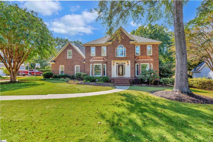 305 Huntcliff Drive sold home in Linkside, Taylors, SC