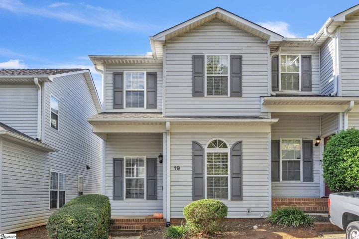 19 Huntress Drive sold home in Foxfield Common, Greer, SC
