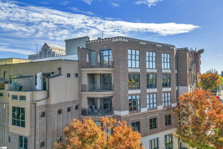 112 W Broad Street Unit 301-B sold home in Poinsett Corners, Greenville, SC