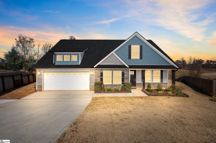 913 Willowpoint Lane sold home in Woodlands At Autumn Glen, Spartanburg, SC