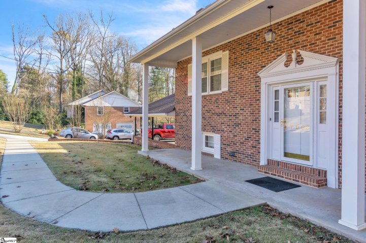 7000 Longshore Avenue sold home in Bayshore, Seneca, SC