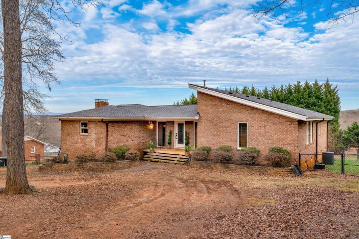 1036 Briarwood Drive sold home in Timbrooke, Easley, SC