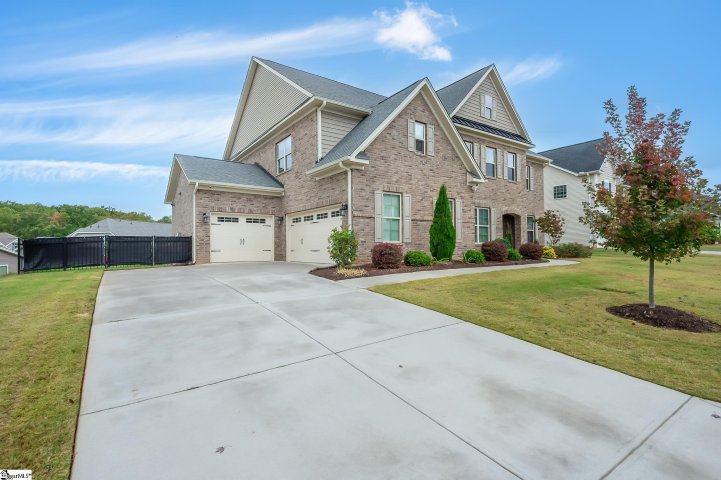 38 Evelyn Lane sold home in Crestgate, Easley, SC