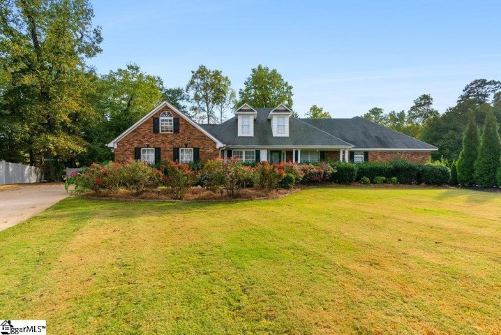 546 Suncrest Court sold home in Sunset Point, Lyman, SC