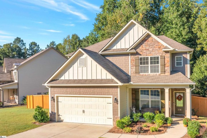 16 Oak Willow Court sold home in Timberland Trail, Fountain Inn, SC