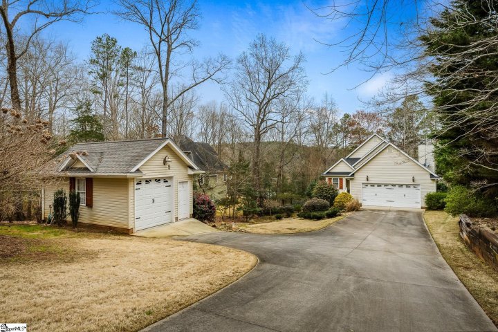 113 Paradise Circle sold home in Paradise Point, Townville, SC