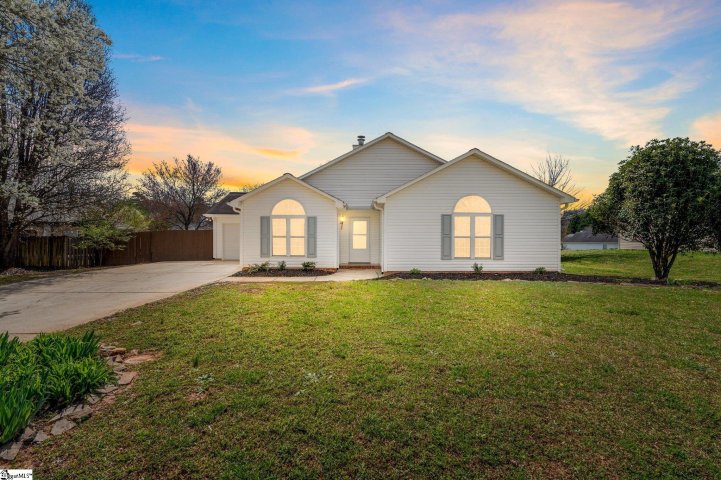 28 Acklen Drive sold home in Maple Creek, Simpsonville, SC
