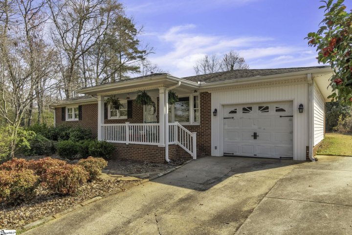 13 Woodridge Drive sold home in Parkdale, Greenville, SC