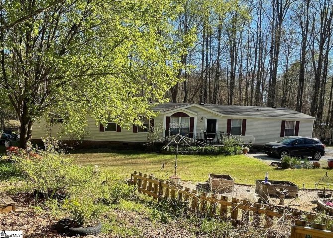 109 Lakeside Drive sold home in Peace Haven, Taylors, SC