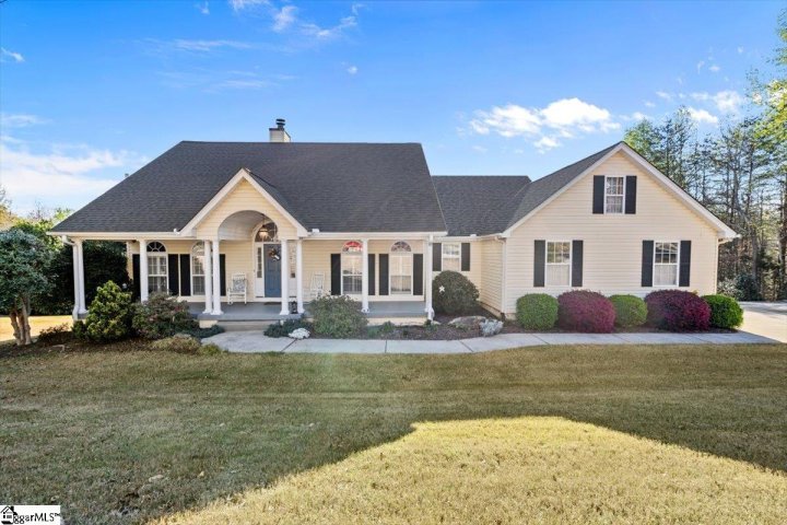 124 Paris Glen Way sold home in Paris Glen, Greenville, SC