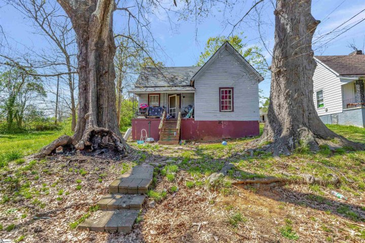 307 B Street sold home in Abney Mills, Anderson, SC
