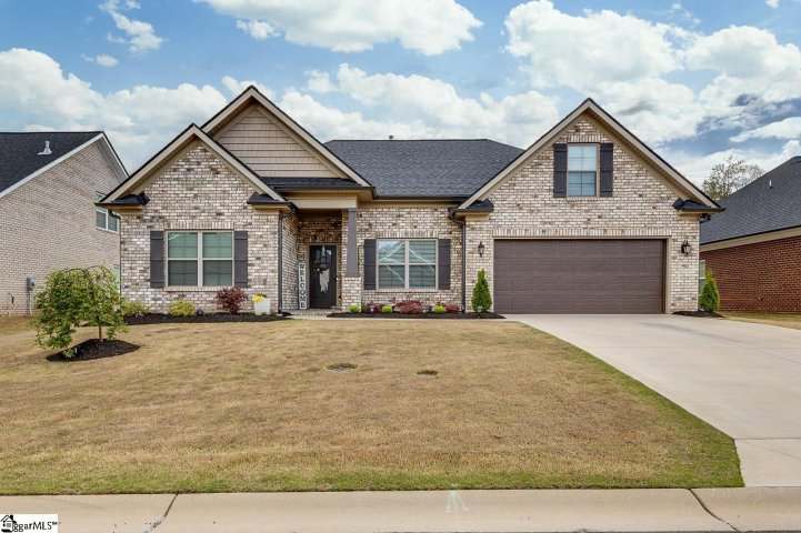 106 Silverlimb Lane sold home in Oak Branch Estates, Taylors, SC