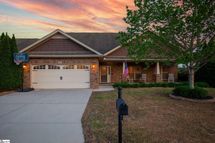 200 Reedy Springs Lane sold home in Reedy Springs, Greenville, SC