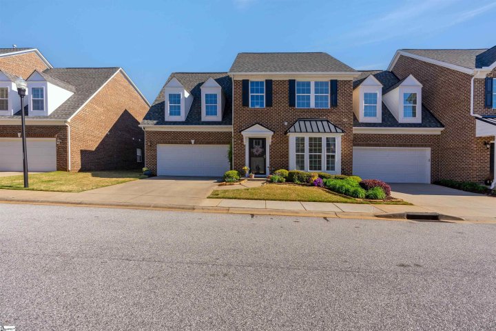 16 Dillworth Court sold home in Townes At Highgrove, Simpsonville, SC