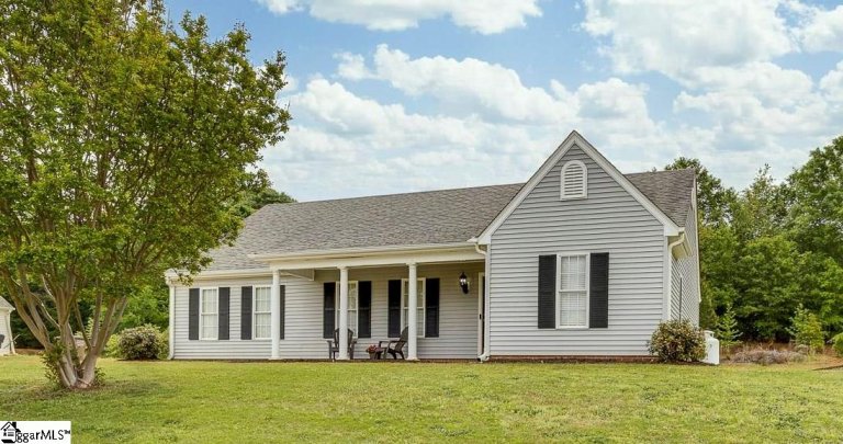 123 Carrie Leigh Lane sold home in Pendleton Place, Pendleton, SC